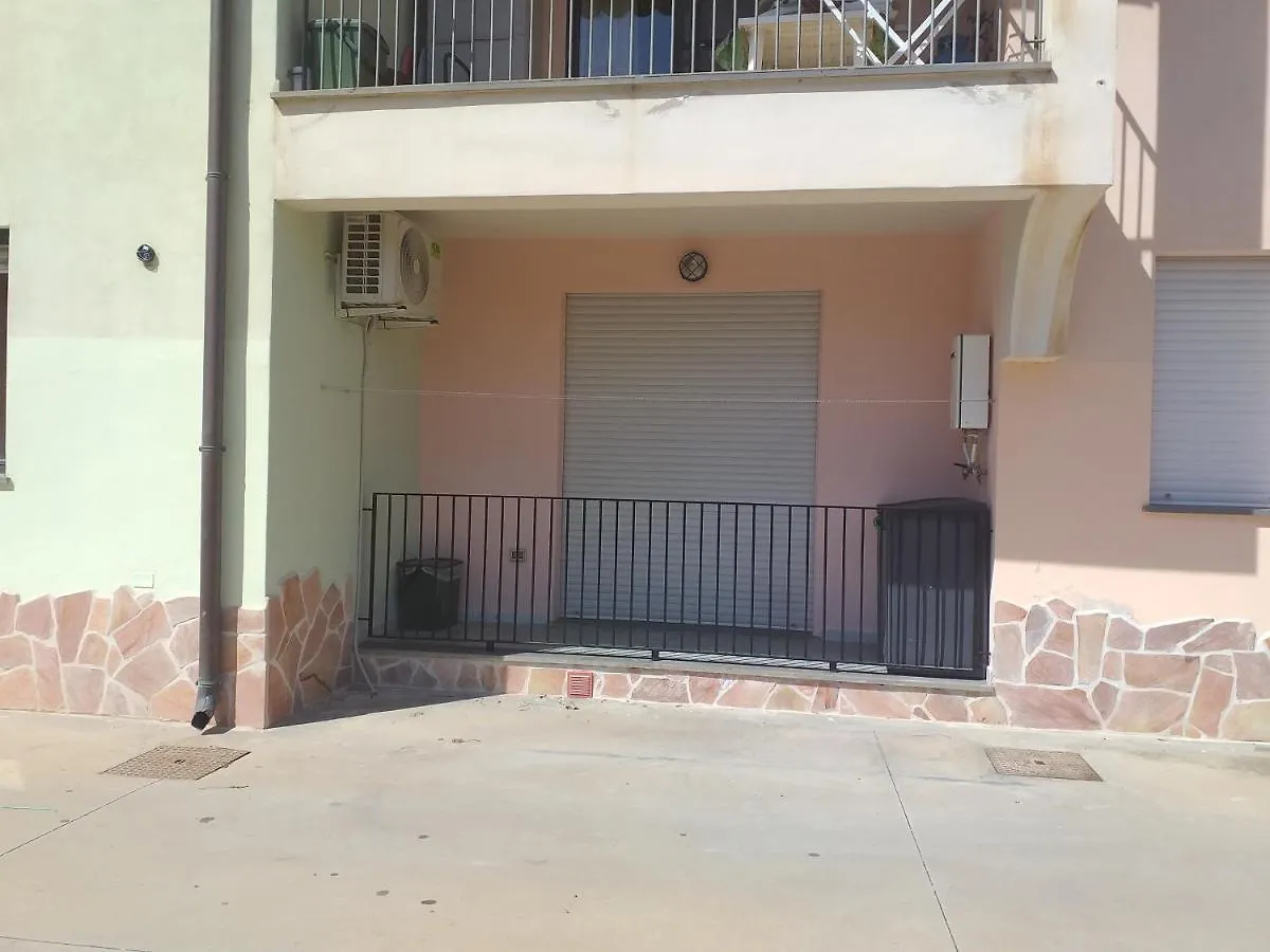 Orange House Apartment Bosa